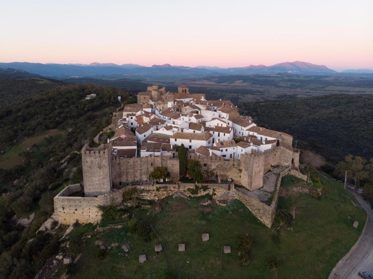Hotel Tugasa Castillo De Castellar Castellar de la Frontera Exterior foto
