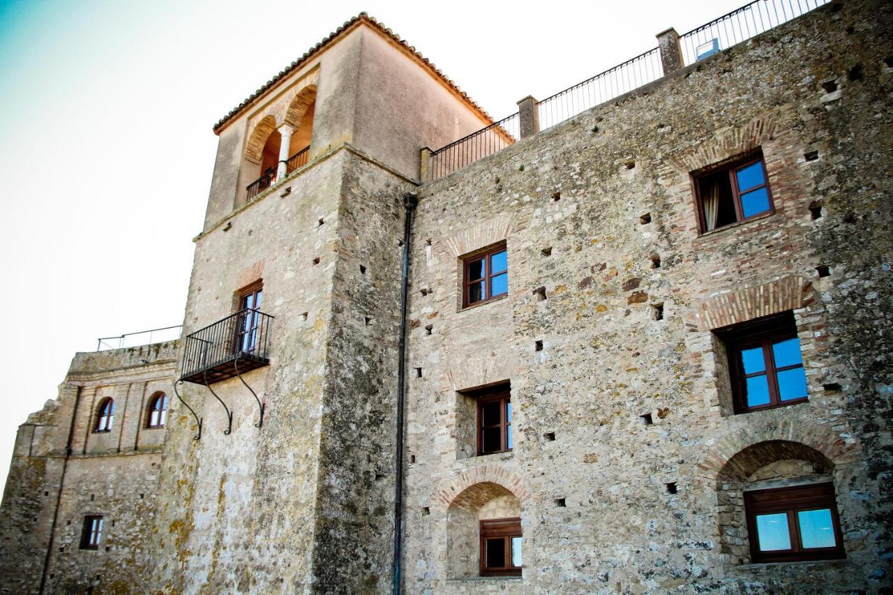Hotel Tugasa Castillo De Castellar Castellar de la Frontera Exterior foto